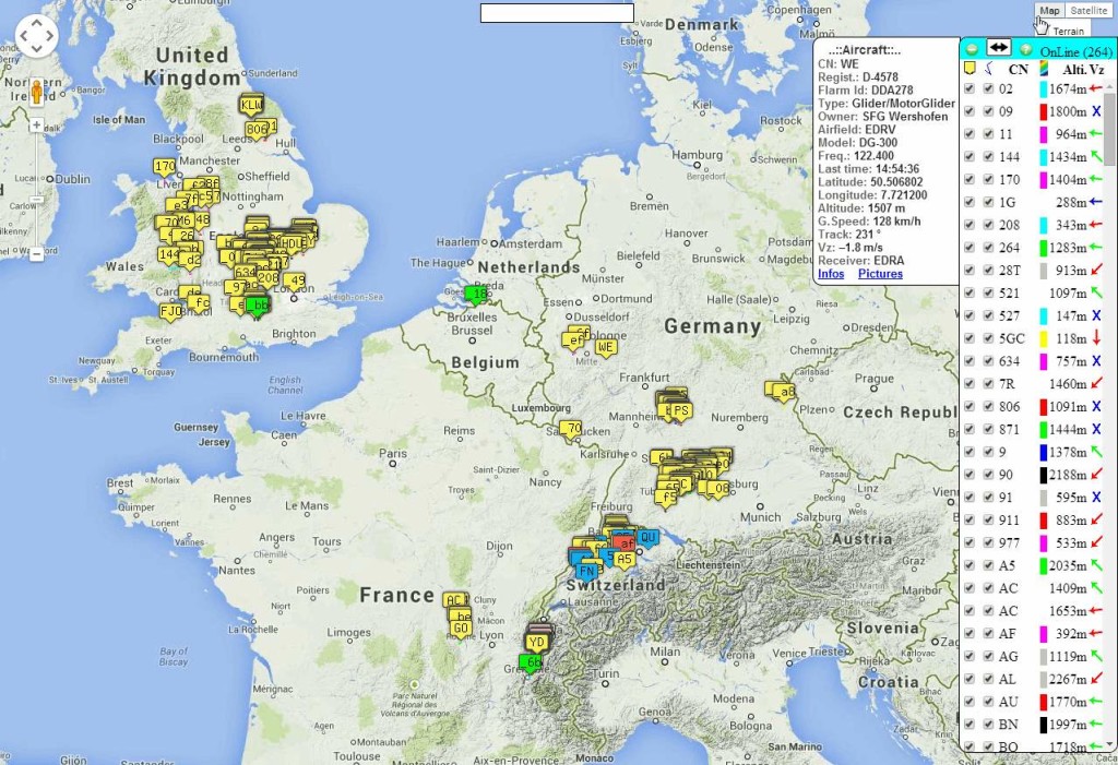 FLARM Gliders shown in real time on a map