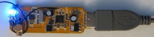 A photo of the direct sampling mod with a wire antenna.