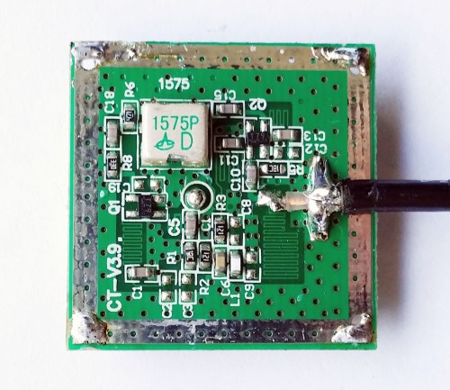 GPS antenna circuit. Bandpass filter visible - marked at 1575P
