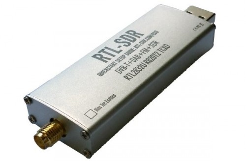 The new RTL-SDR dongle design with aluminium case.
