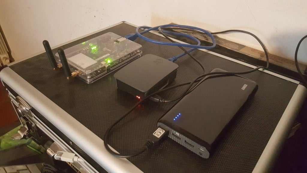 bladeRF x40, Raspberry Pi 3 and a battery pack. Running a GSM basestation.