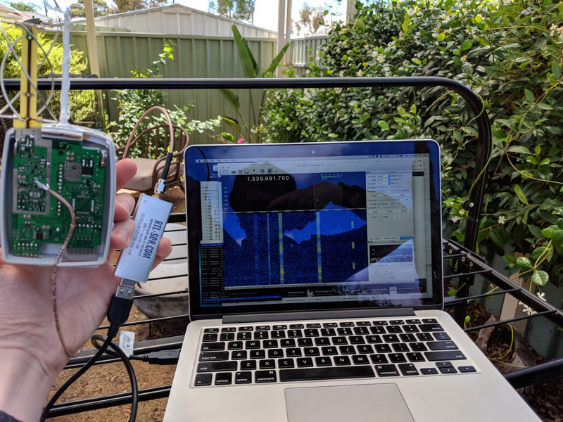 Modified Radiosonde L-Band Antenna connected to a RTL-SDR V3.